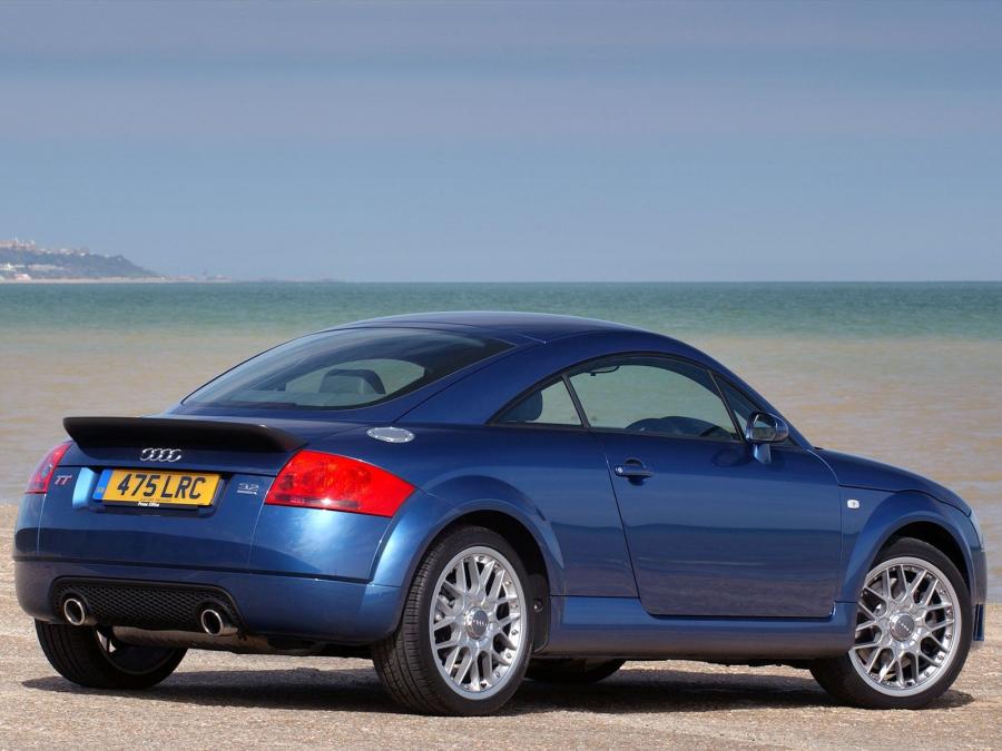  Audi TT 3.2 Quattro Coupe (8N) 2003 года  (UK) (фото 2 из 15)